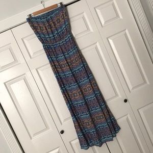 Never worn Forever 21 Blue Pattern Maxi Dress